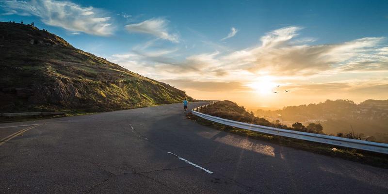 VAC快递98:数字化供应链时代,国内快递服务的革新者