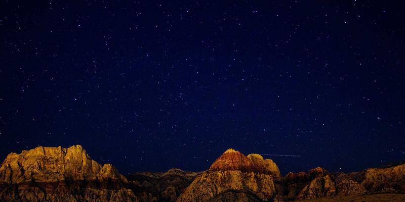 VAC快递优势解析：无缝连接国内与国际货运的高效解决方案